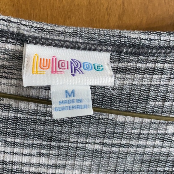 LN women’s Mwdium LulaRoe grey dress - Picture 2 of 6